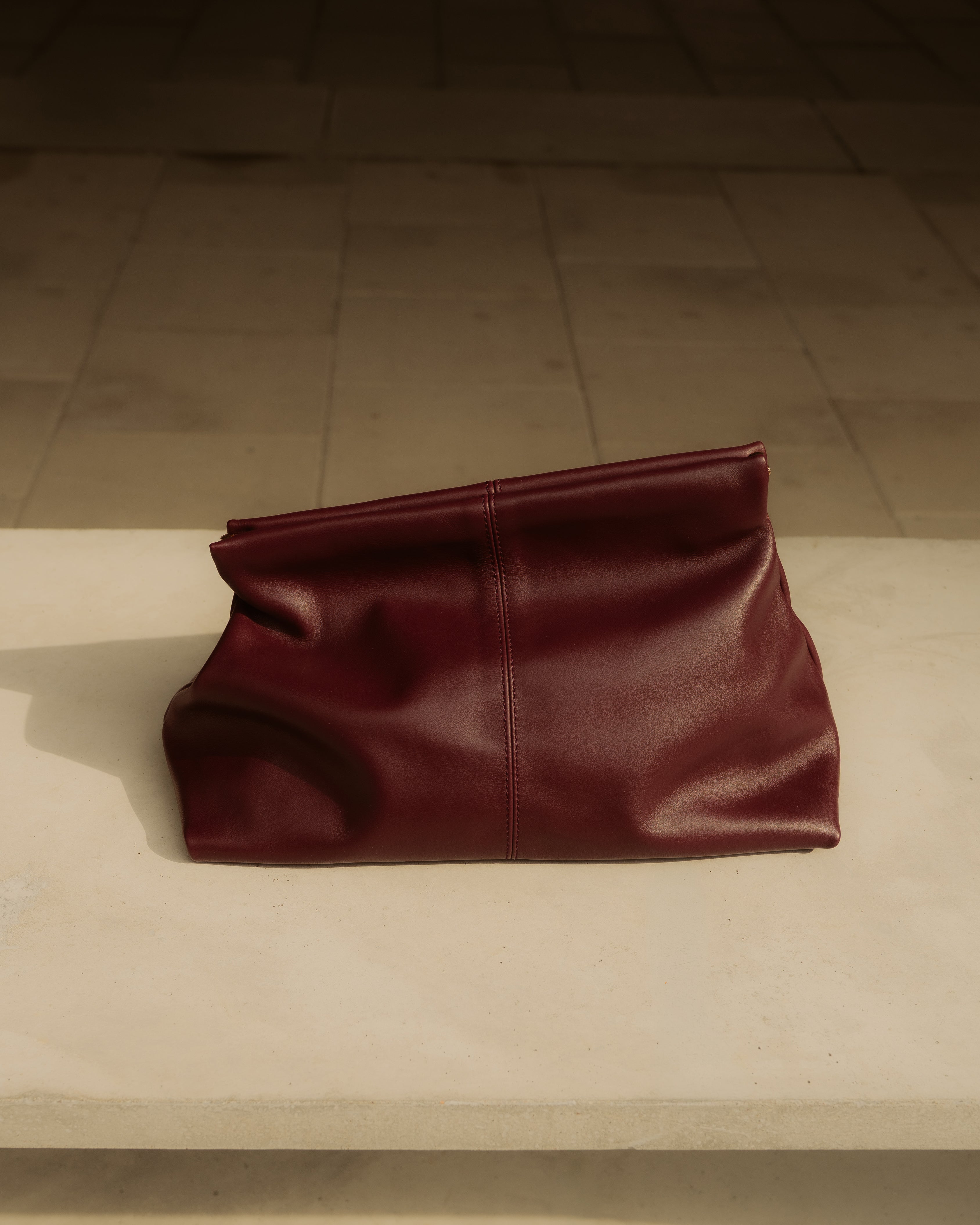 Clay Clutch Leather Burgundy