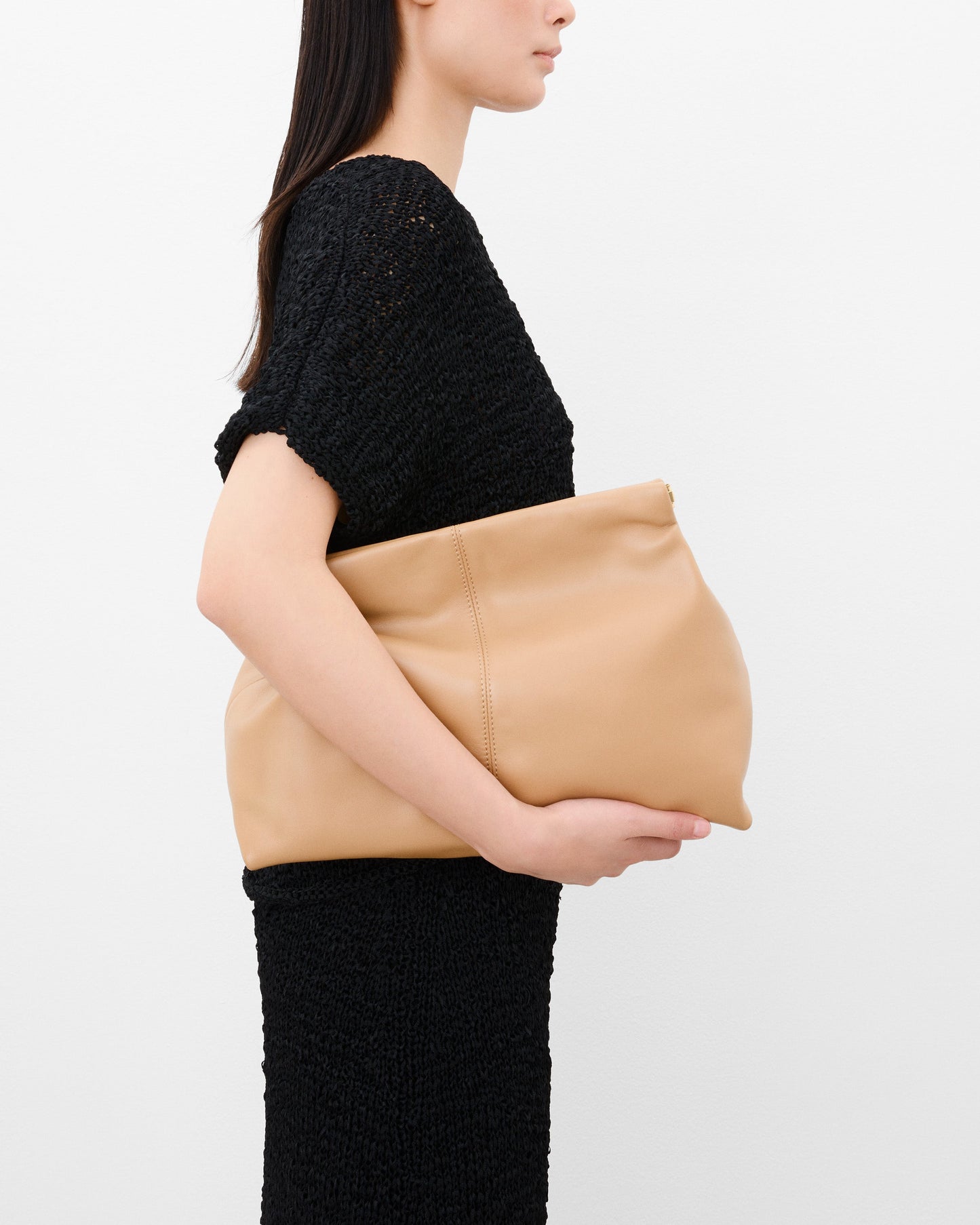 Clay Clutch Leather Biscotti