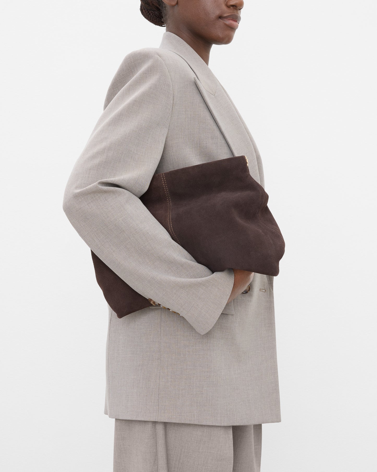 Clay Clutch Suede Chocolate