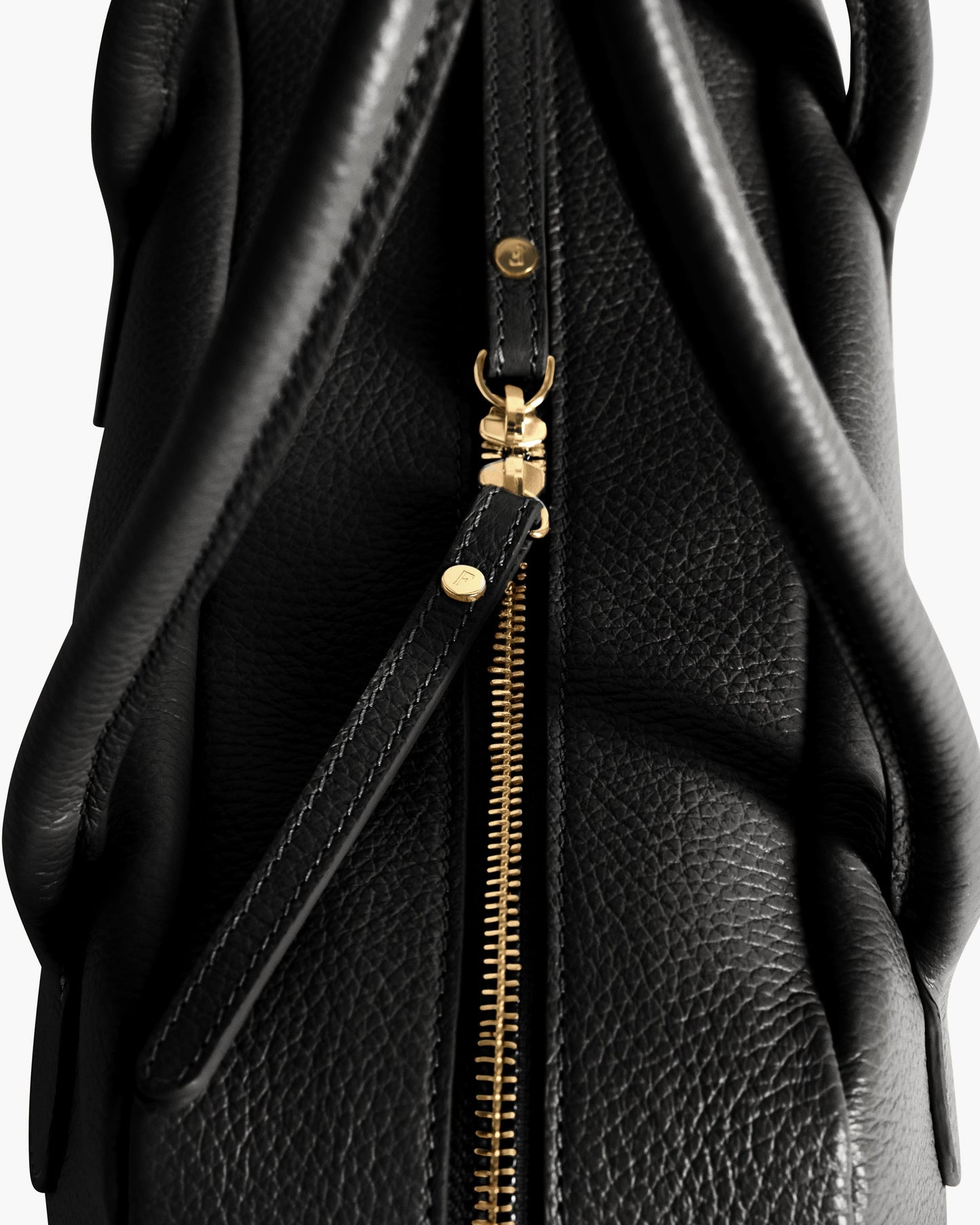 Leia Shoulder Bag Grained Leather Black